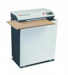 HSM ProfiPack P425 papmakulator, der omdanner brugte kasser til pakkefyld